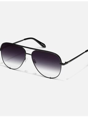 QUAY Black / Smoke Aviator Look